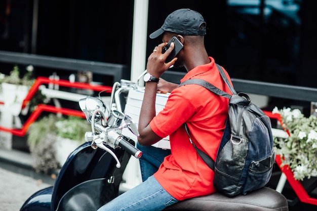 Boummarket recrute un Livreur