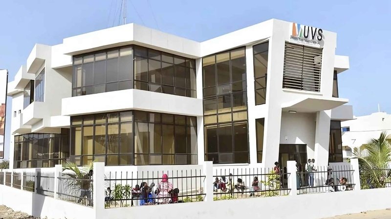 Recrutement de plusieurs postes administratifs a lUniversite numerique Cheikh Hamidou KANE 2025