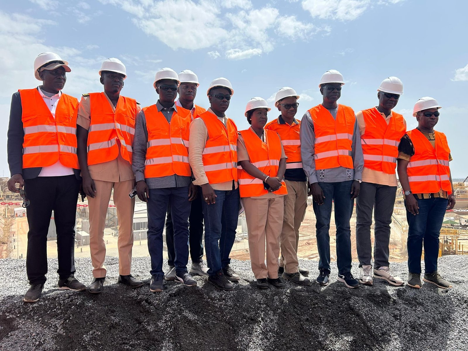 05 Chefs dEquipe Securite pour une grande mine dor a Kedougou