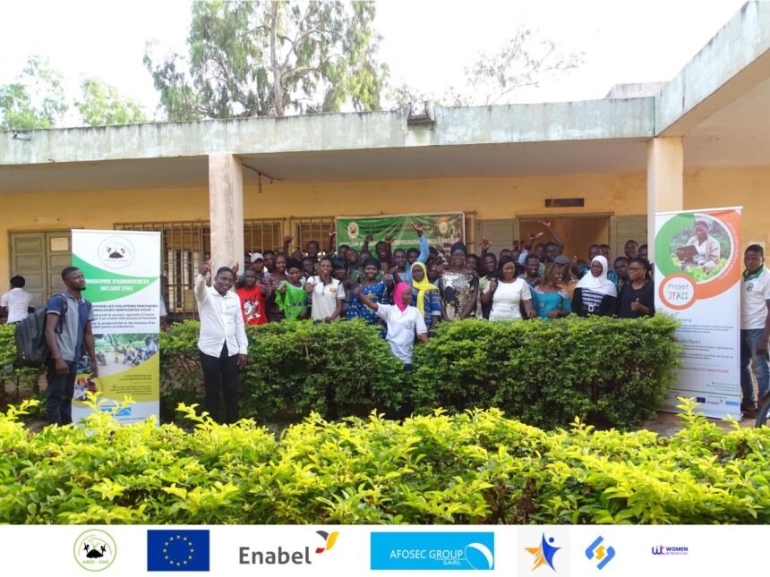 50 Bourses de Formation en Nutrition Communautaire