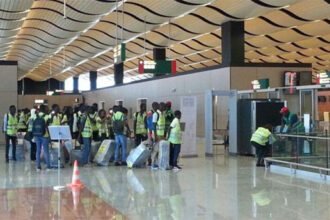 AEROPORT Diagne Avis de recrutement dun profil