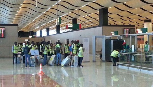 AEROPORT Diagne Avis de recrutement dun profil