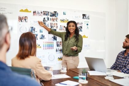 APDA recrute une Cheffe de Division Communication Marketing a Dakar