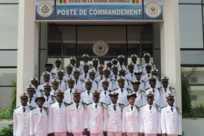 Concours des eleves officiers dactive de lEcole de la Marine Nationale