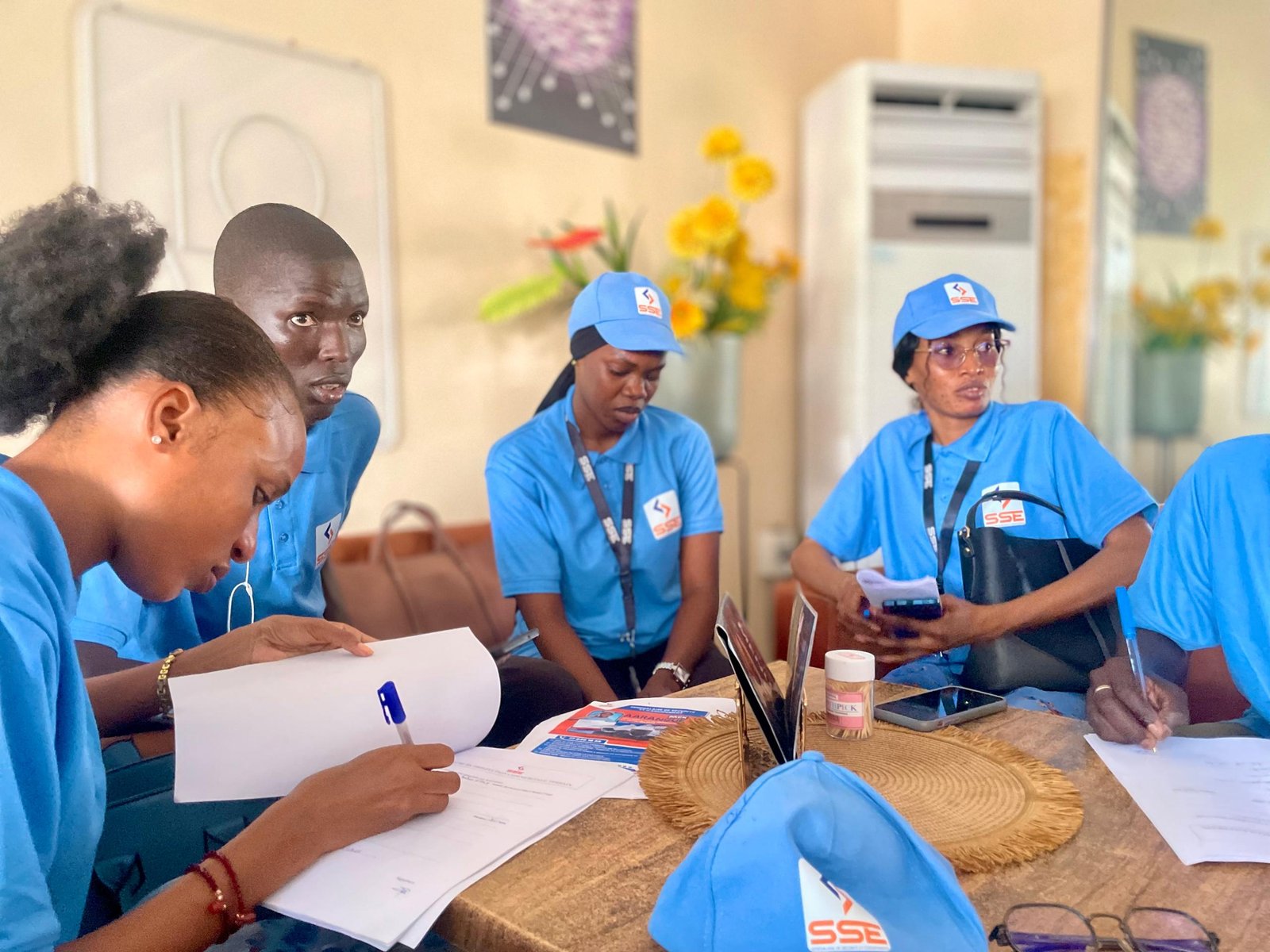 La Senegalaise de Securite et dEquipement SSE recrute des Stagiaires Commerciaux Terrain