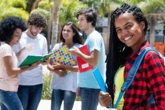 Programme UNIVR 2026 – Poursuivre un Master en France pour les etudiants refugies