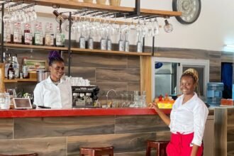 Trattoria da Alex recrute des serveurs pour son restaurant a Dakar