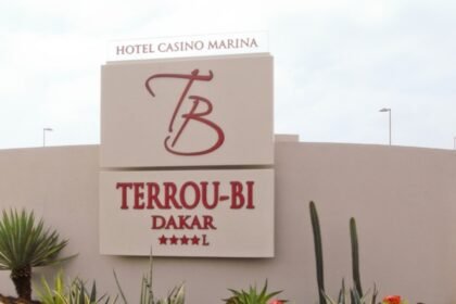 Hotel Terrou Bi recrute une Adjoint.e controleur.se de Gestion