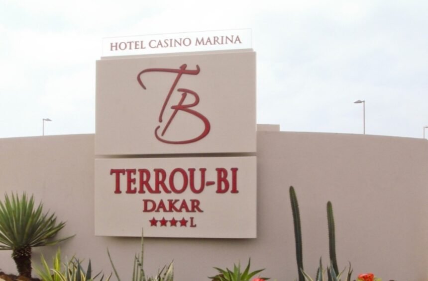 Hotel Terrou Bi recrute une Adjoint.e controleur.se de Gestion