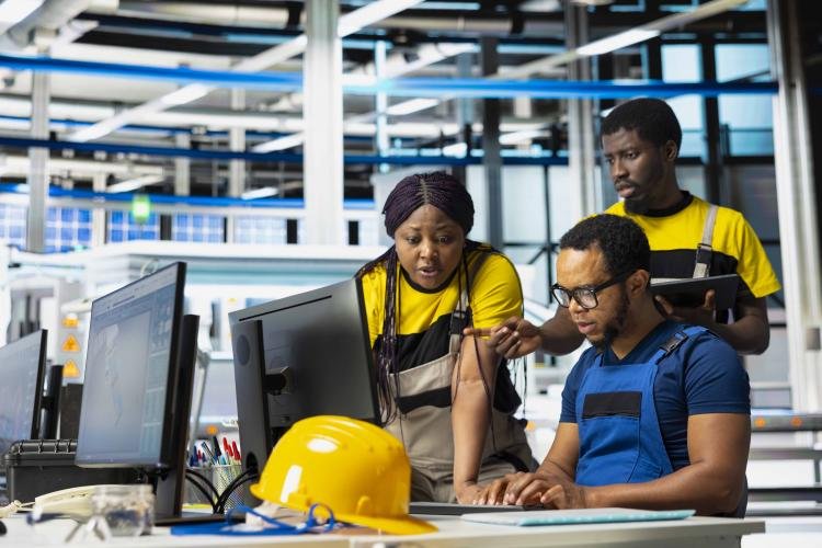 Appel a candidatures pour le recrutement dun Ingenieur en Informatique Support en techno pedagogie