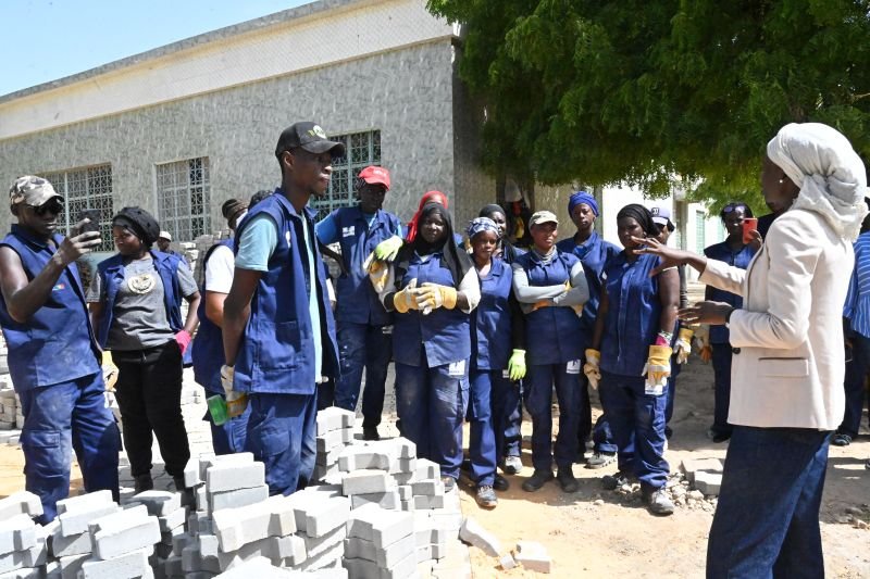 La Ville de Dakar offre des Formations gratuites aux metiers davenir pour les jeunes