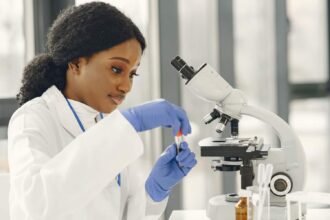 Le Laboratoire BIO24 recrute une Biologiste