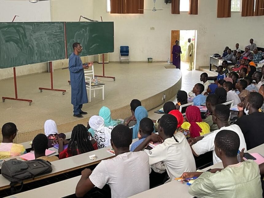 Avis de recrutement de 02 Enseignants Chercheurs a lUAM