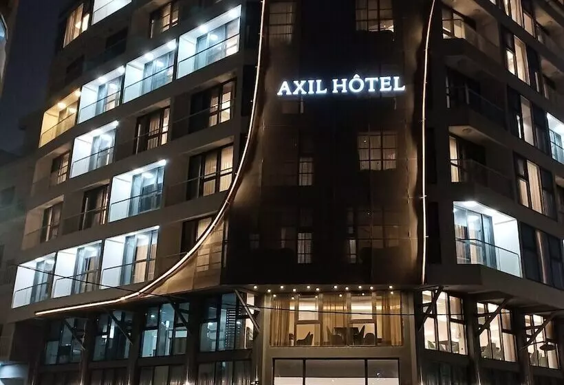 Axil Hotels recrute un Plongeur